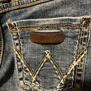 Wrangler Girls size 8